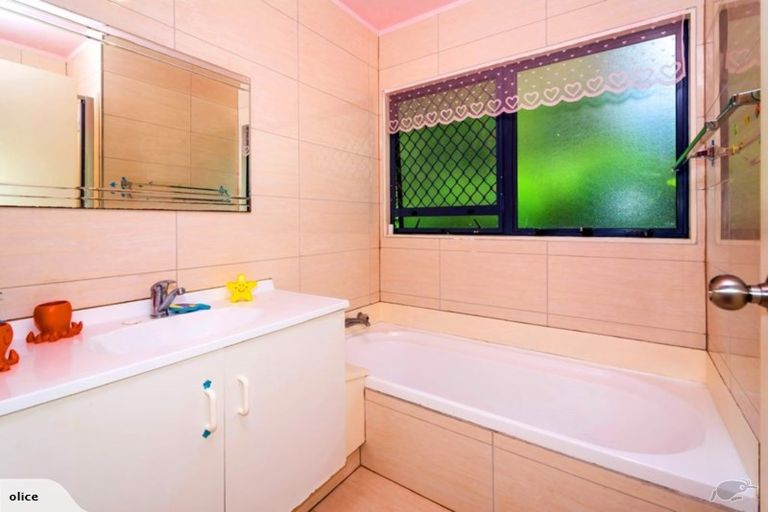 Photo of property in 61c Tiverton Road, Avondale, Auckland, 0600