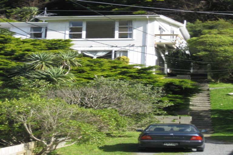 Photo of property in 167 Parkvale Road, Karori, Wellington, 6012