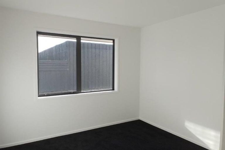 Photo of property in 8 Thomas Ellis Lane, Halswell, Christchurch, 8025