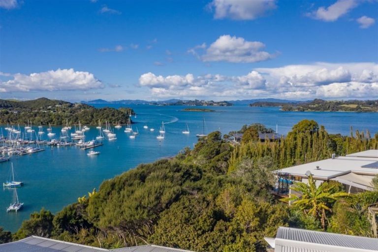 Photo of property in 95 Doves Bay Road, Kerikeri, 0294
