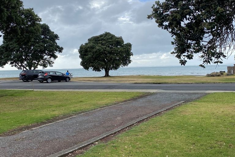 Photo of property in 43 Arkles Strand, Arkles Bay, Whangaparaoa, 0932