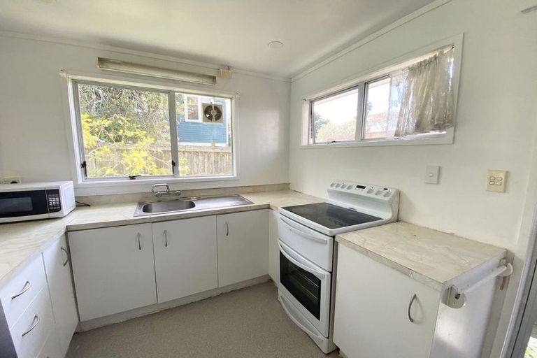 Photo of property in 12 Liddell Street, Hillcrest, Auckland, 0627