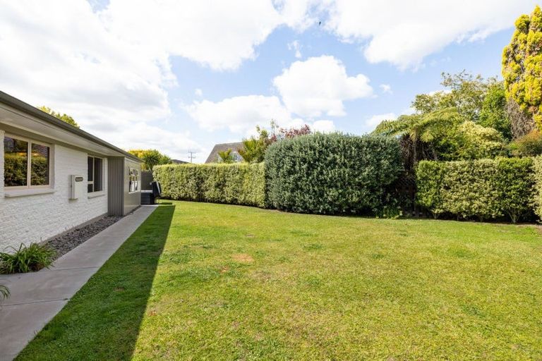 Photo of property in 9 Grassy Downs Place, St Andrews, Hamilton, 3200