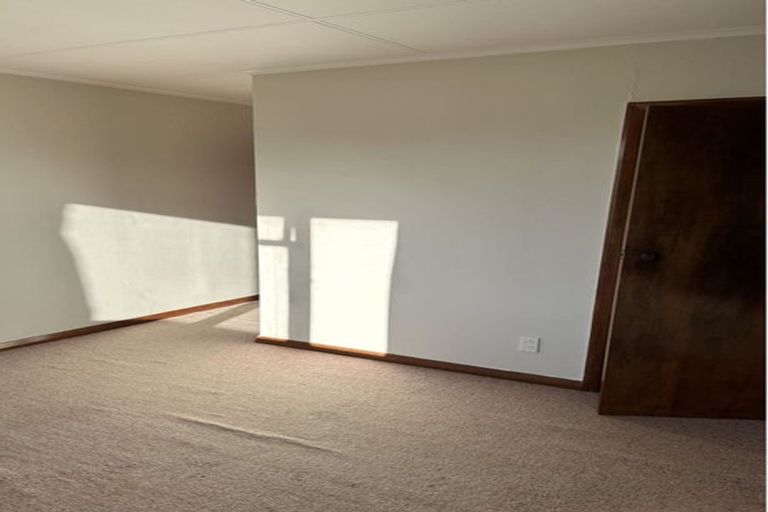 Photo of property in 10 Tilbury Avenue, Hokowhitu, Palmerston North, 4410