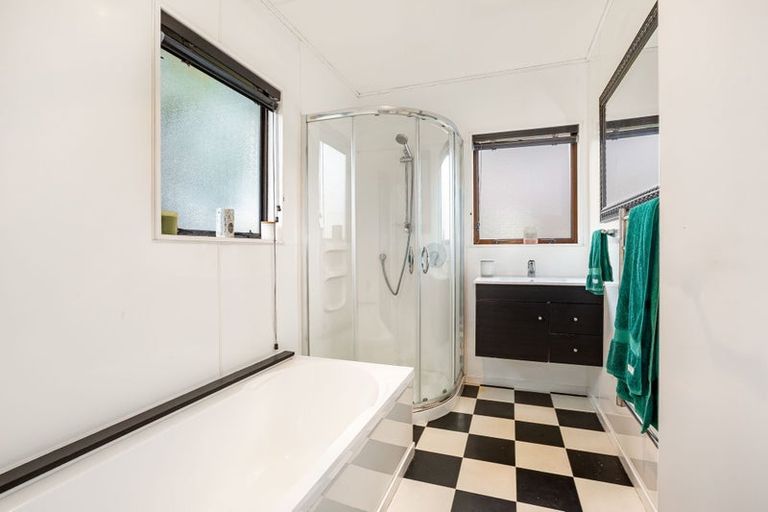 Photo of property in 14 Pukeko Street, Paraparaumu, 5032