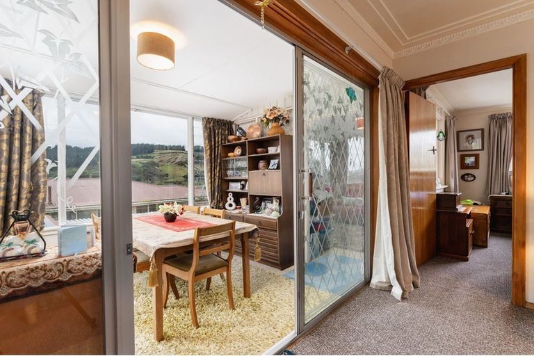 Photo of property in 5 Springdon Avenue, Sawyers Bay, Port Chalmers, 9023