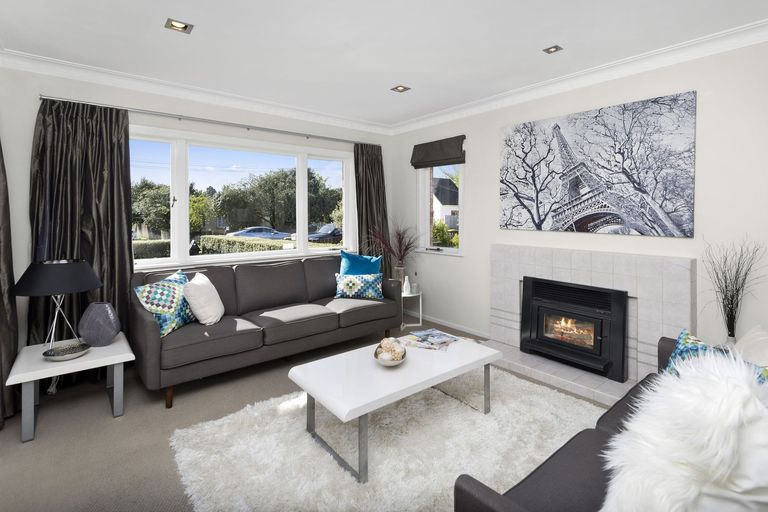 Photo of property in 22 Edmund Hillary Avenue, Papakura, 2110