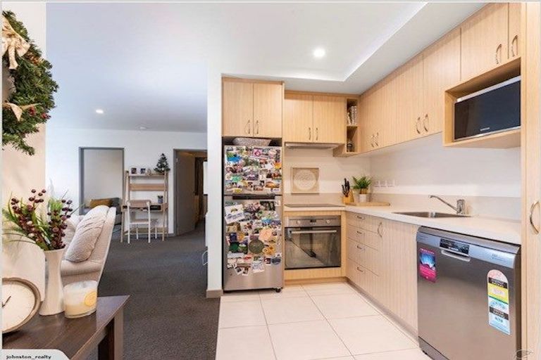 Photo of property in La Residence Du Lac, 26/527 Frankton Road, Queenstown, 9300