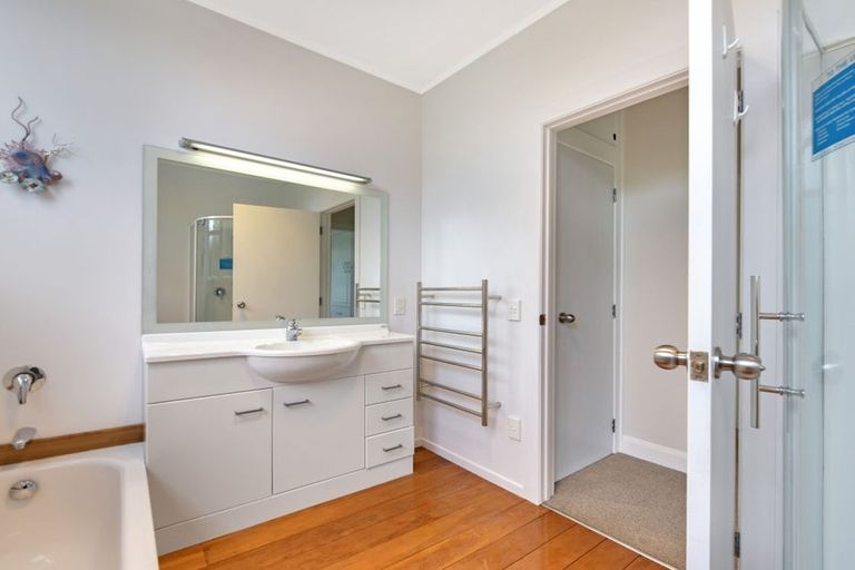 Photo of property in 32 Locking Street, Nelson South, Nelson, 7010