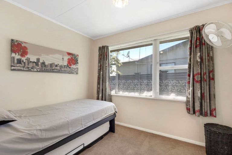 Photo of property in 39 Kennedy Drive, Levin, 5510