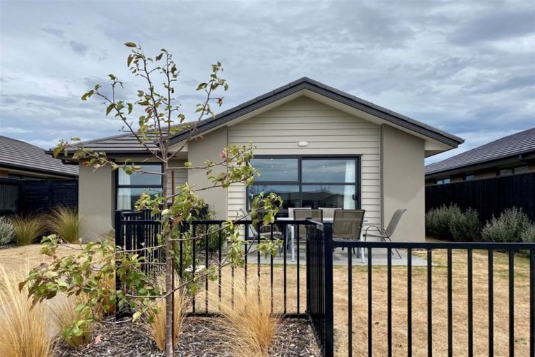 Photo of property in 16 Wallingford Crescent, Rolleston, 7615