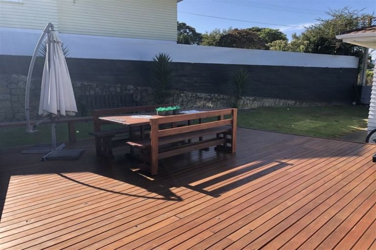 Photo of property in 1 Argyle Avenue, Levin, 5510