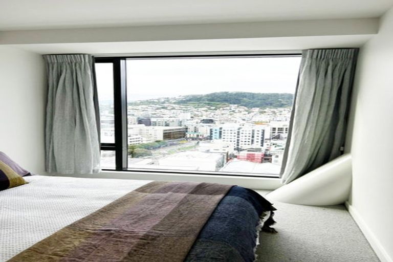 Photo of property in Victoria Lane Apartments, 1404/161 Victoria Street, Te Aro, Wellington, 6011