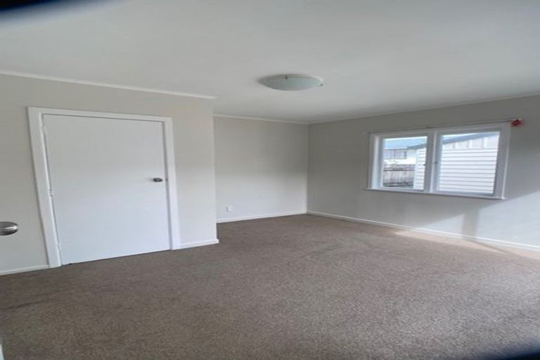 Photo of property in 22 Copley Street, New Lynn, Auckland, 0600