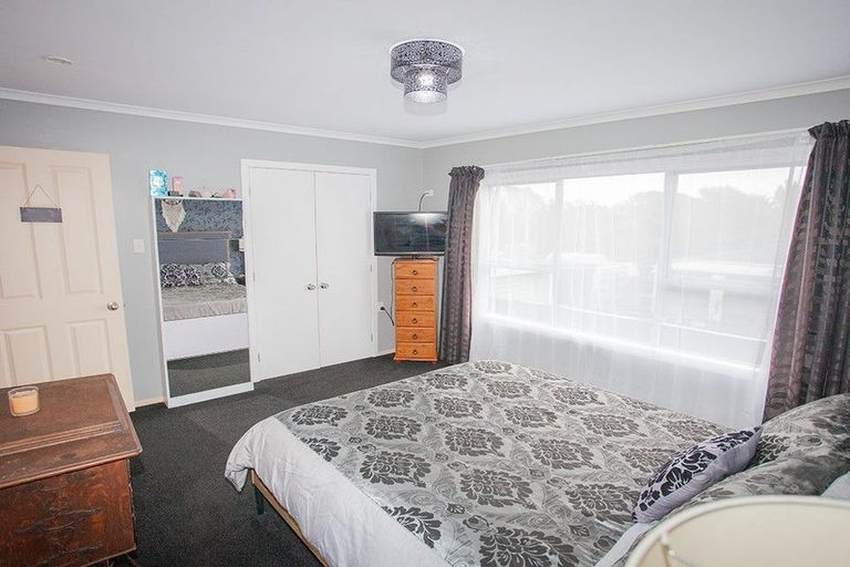 Photo of property in 21 Mace Street, Waitara, 4320