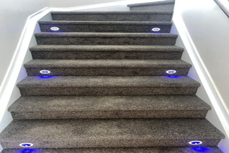 Photo of property in 83b Hutchinsons Road, Bucklands Beach, Auckland, 2014