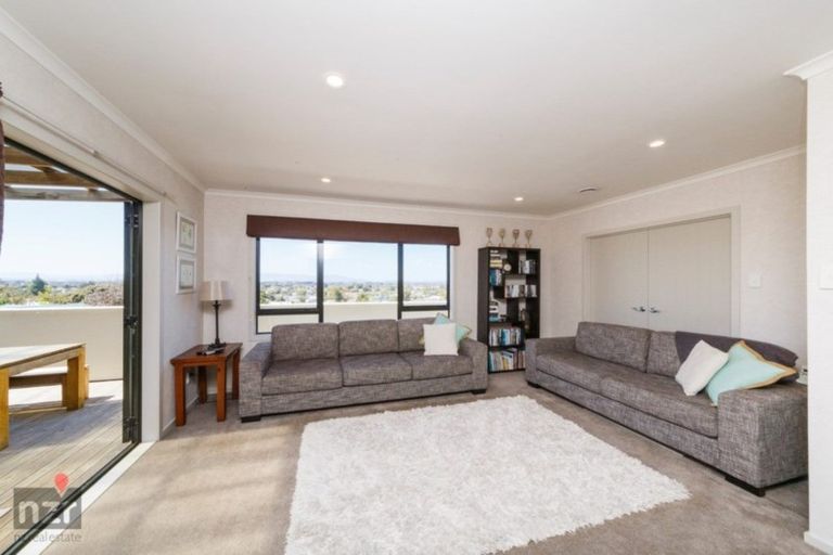 Photo of property in 24 Puketiro Drive, Feilding, 4702