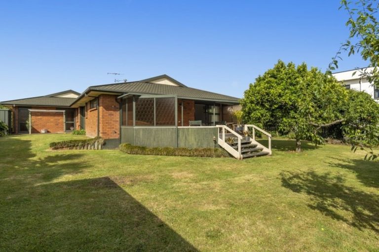 Photo of property in 4 Ashwood Grove, Omokoroa, 3114