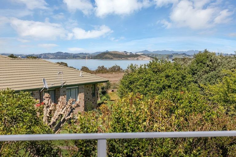 Photo of property in 8 Sanctuary Park Lane, Tamaterau, Whangarei, 0174