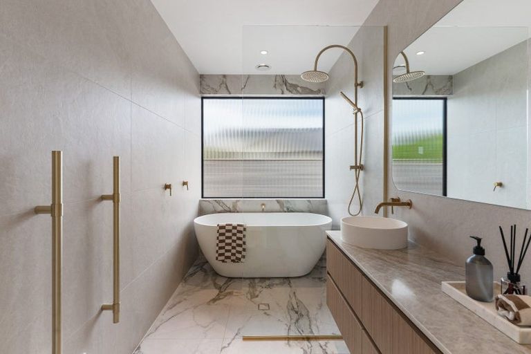 Photo of property in 21 William Gilbert Drive, Mangawhai, 0505