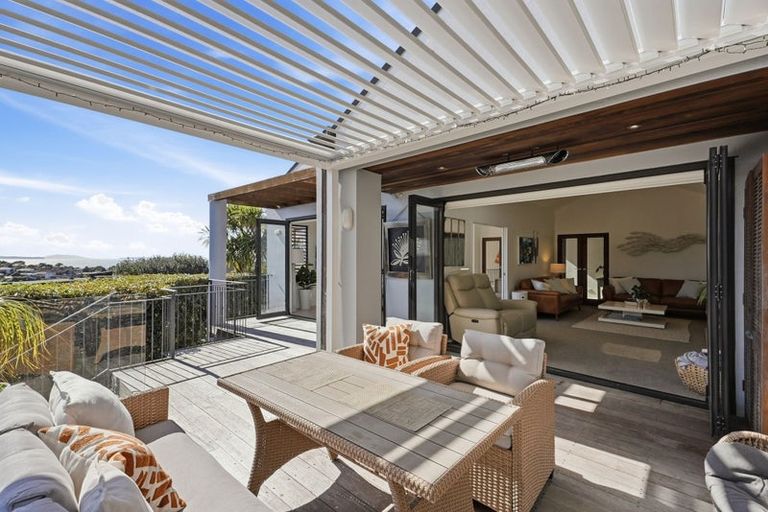 Photo of property in 32a Castor Bay Road, Castor Bay, Auckland, 0620