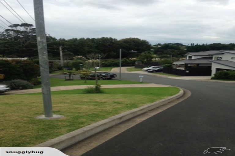 Photo of property in 1/2 Merwood Lane, Devonport, Auckland, 0624