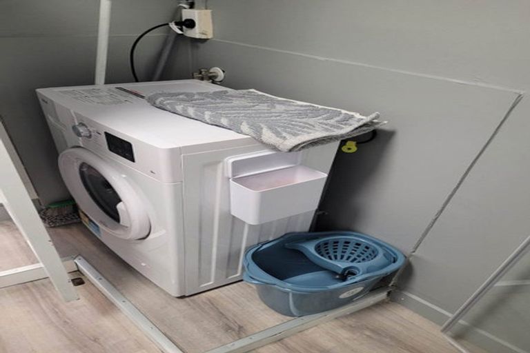 Photo of property in 3 Mcfaddens Road, St Albans, Christchurch, 8052