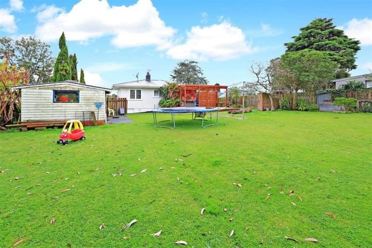 Photo of property in 8 Ross Avenue, Papatoetoe, Auckland, 2025