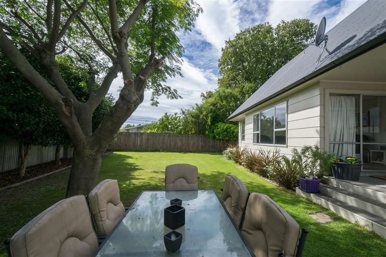 Photo of property in 22 Lucas Street, Riversdale, Blenheim, 7201