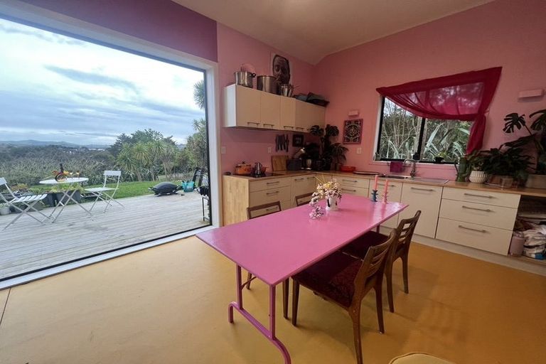 Photo of property in 452 Pahi Road, Pahi, Paparoa, 0571