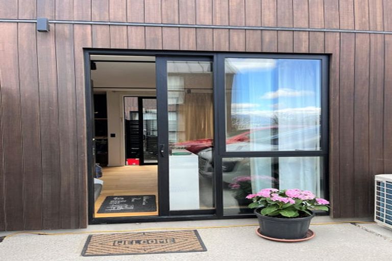 Photo of property in 12 Woolshed Road, Jacks Point, Queenstown, 9371