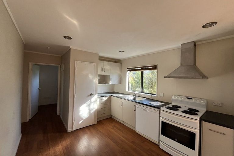 Photo of property in 23 Trinidad Road, Sunnynook, Auckland, 0620