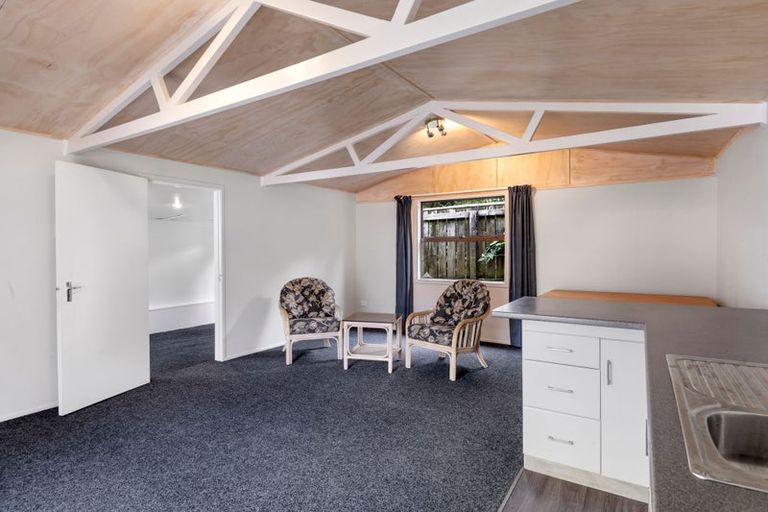 Photo of property in 40 Herekawe Drive, Spotswood, New Plymouth, 4310