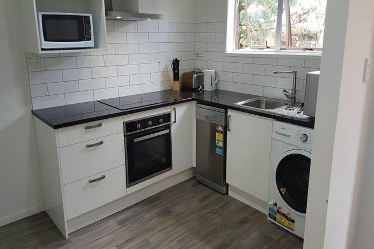 Photo of property in 2/14 Bendale Place, Papatoetoe, Auckland, 2025