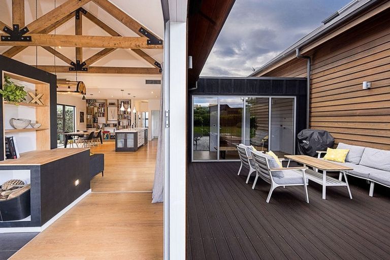 Photo of property in 12 Pendeen Crescent, Jacks Point, Queenstown, 9371