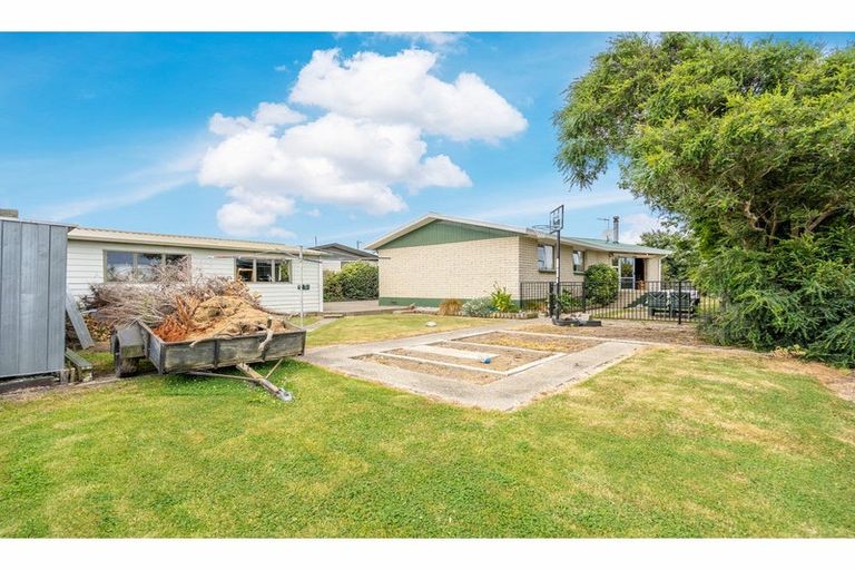 Photo of property in 66 Renfrew Street, Waikiwi, Invercargill, 9810