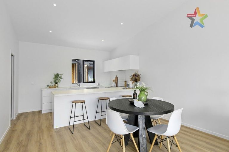 Photo of property in 29/33 Raukawa Street, Stokes Valley, Lower Hutt, 5019