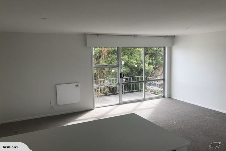 Photo of property in 15 Queen Mary Avenue, New Lynn, Auckland, 0600