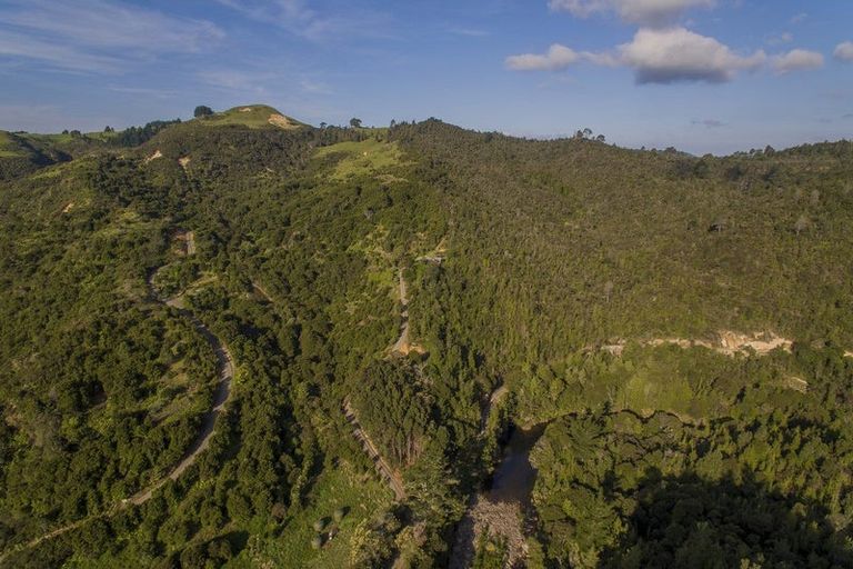 Photo of property in 595 Rangihau Road, Coroglen, Whitianga, 3591