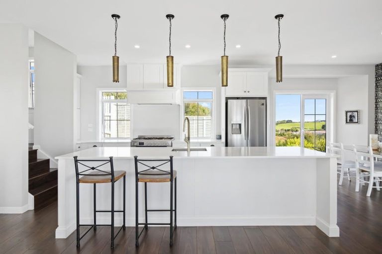 Photo of property in 56 Lisle Farm Drive, Pukekohe, 2120