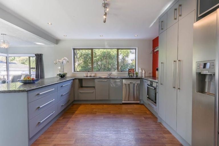 Photo of property in 92 Clyde Road, Ilam, Christchurch, 8041