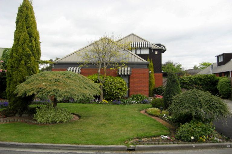 Photo of property in 2/12 Argo Place, Casebrook, Christchurch, 8051