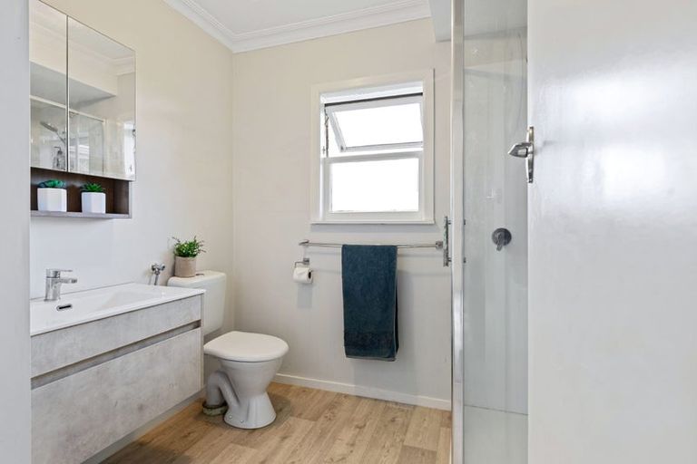 Photo of property in 263a Ngatai Road, Otumoetai, Tauranga, 3110