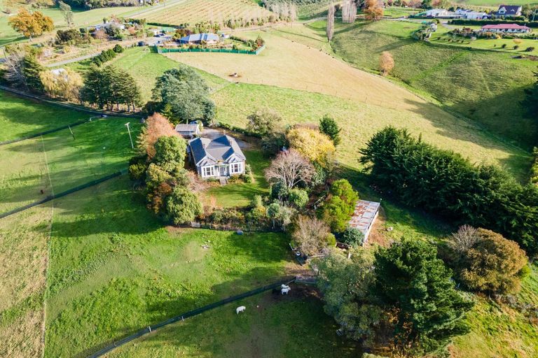 Photo of property in 176 Point Bush Road, Waimate, 7979