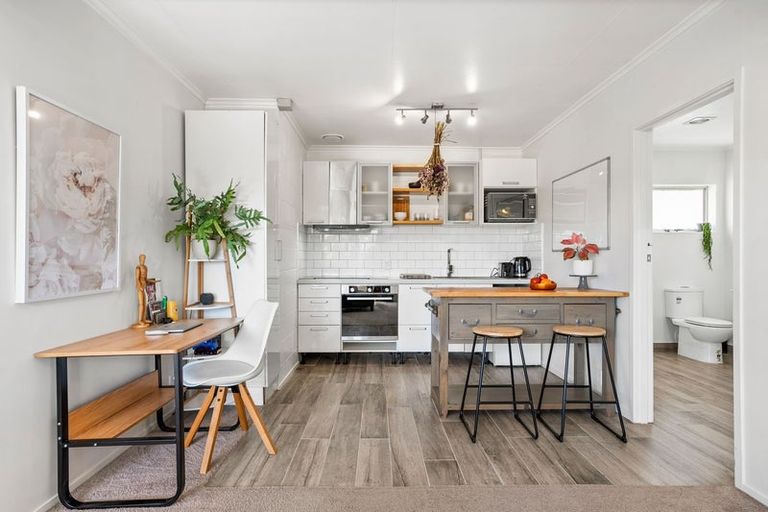 Photo of property in 11 Hague Place, Birkenhead, Auckland, 0626