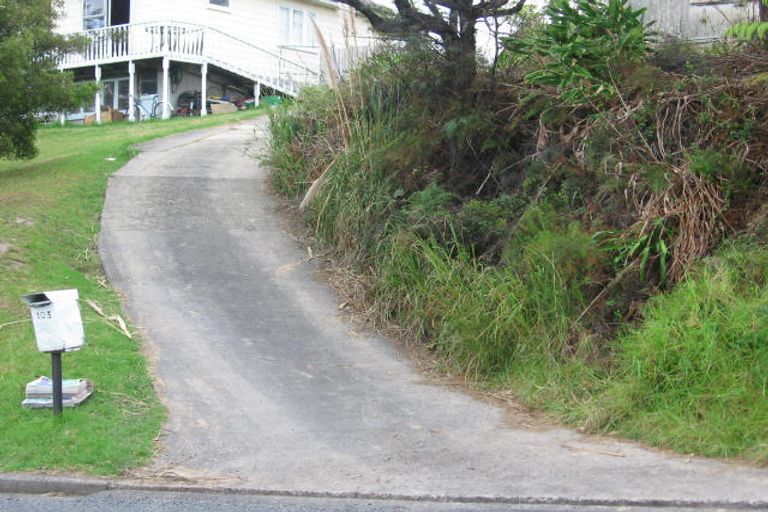 Photo of property in 103 Tanekaha Road, Titirangi, Auckland, 0604