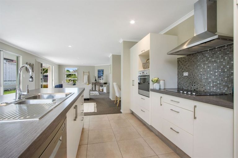 Photo of property in 16 Gleneagles Drive, Aongatete, Katikati, 3178