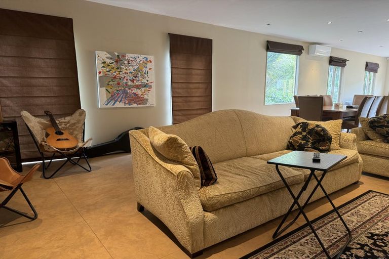 Photo of property in 14 Daldys Bush Lane, Bayview, Auckland, 0629