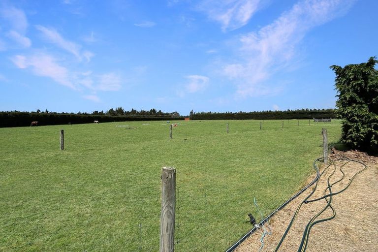Photo of property in 1 Tupelo Place, Swannanoa, Rangiora, 7476