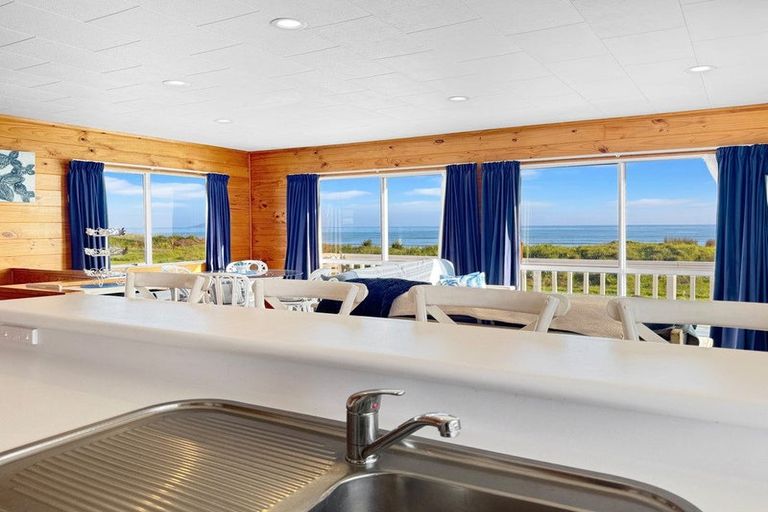 Photo of property in 114 Ocean Road, Ohope, 3121